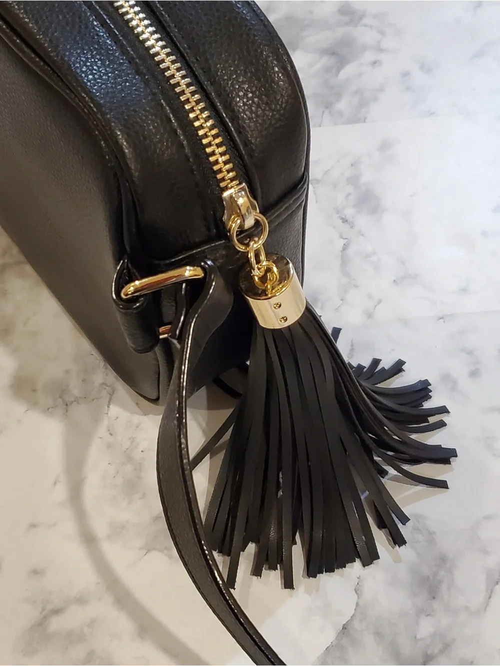 Victoria's Secret Black Zip Close Tasseled Fanny Pack Gold Hardware Bag Purse - Picture 5 of 8